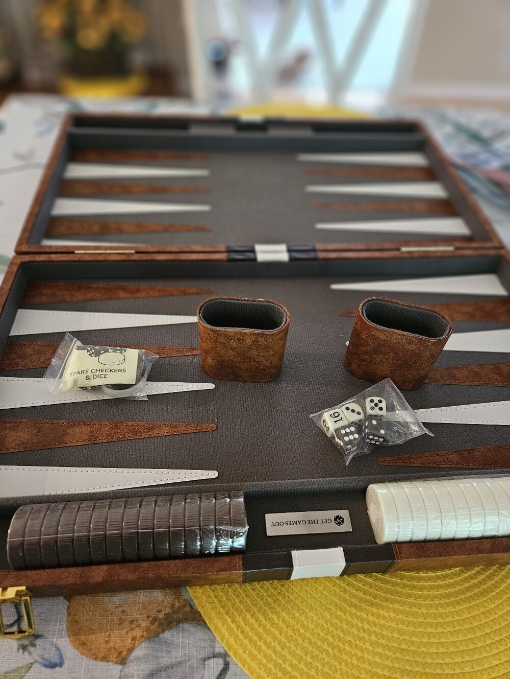 Backgammon Set, Classic Board Game Get The Games Out XLarge Size! NEW!! - Picture 3 of 15